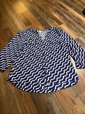 41 Hawthorn Blue and White Wave-Print Button-Front Shirt